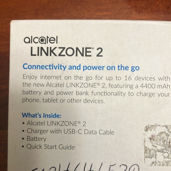 Alcatel Link Zone 2 4G LTE Portable Hotspot.  Connect up to 16 Devices - Picture 2 of 3